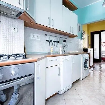 Classic In The Heart Of The Center *