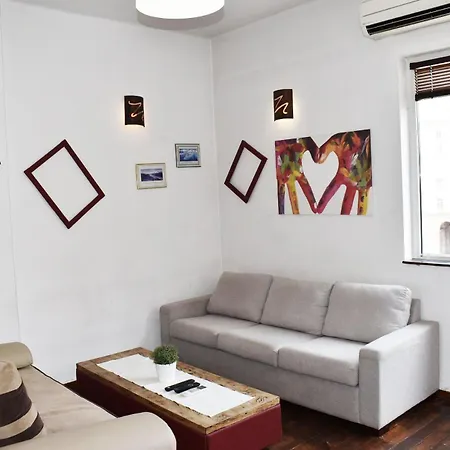 Classic In The Heart Of The Center דירה סופיה