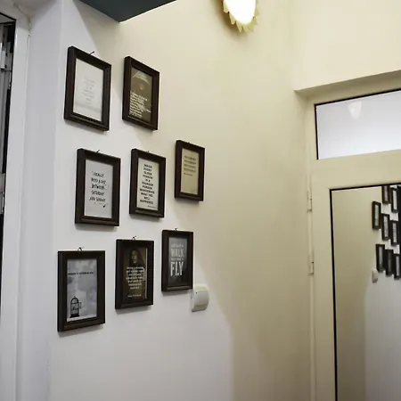 Classic In The Heart Of The Center * Sofya